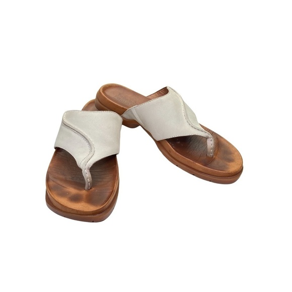 Timberland Smart Comfort Cream Leather Thong Sandals - Picture 1 of 12